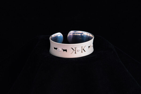 KK White Gold Cuff - Image 3