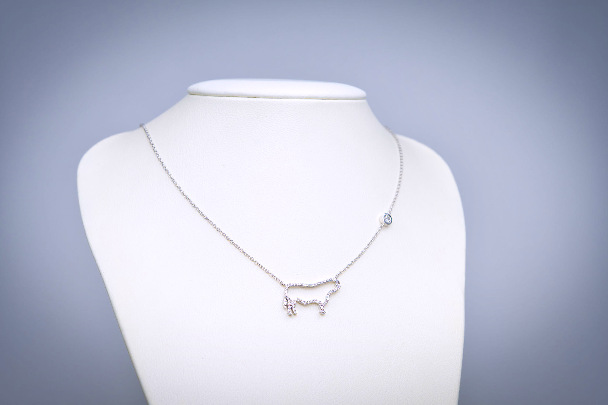 Diamond Bull Outline with Diamond Bail - Image 2